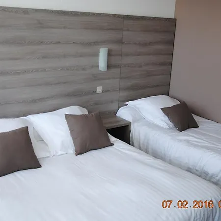 Albizzia Otel 3*