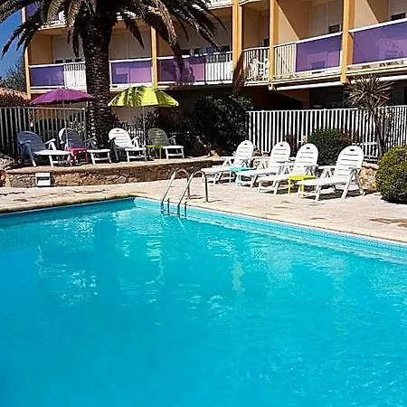 Hotel Albizzia 3*