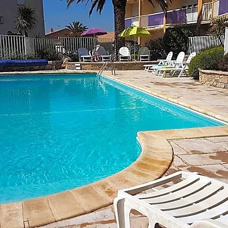 Albizzia Hotel 3*